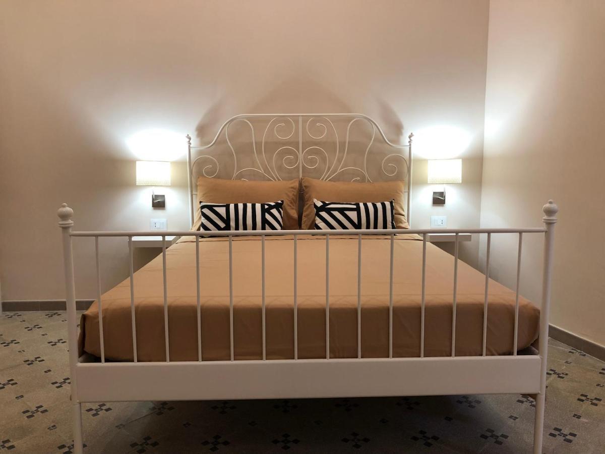 B&B Meliora Rooms Авола Екстер'єр фото