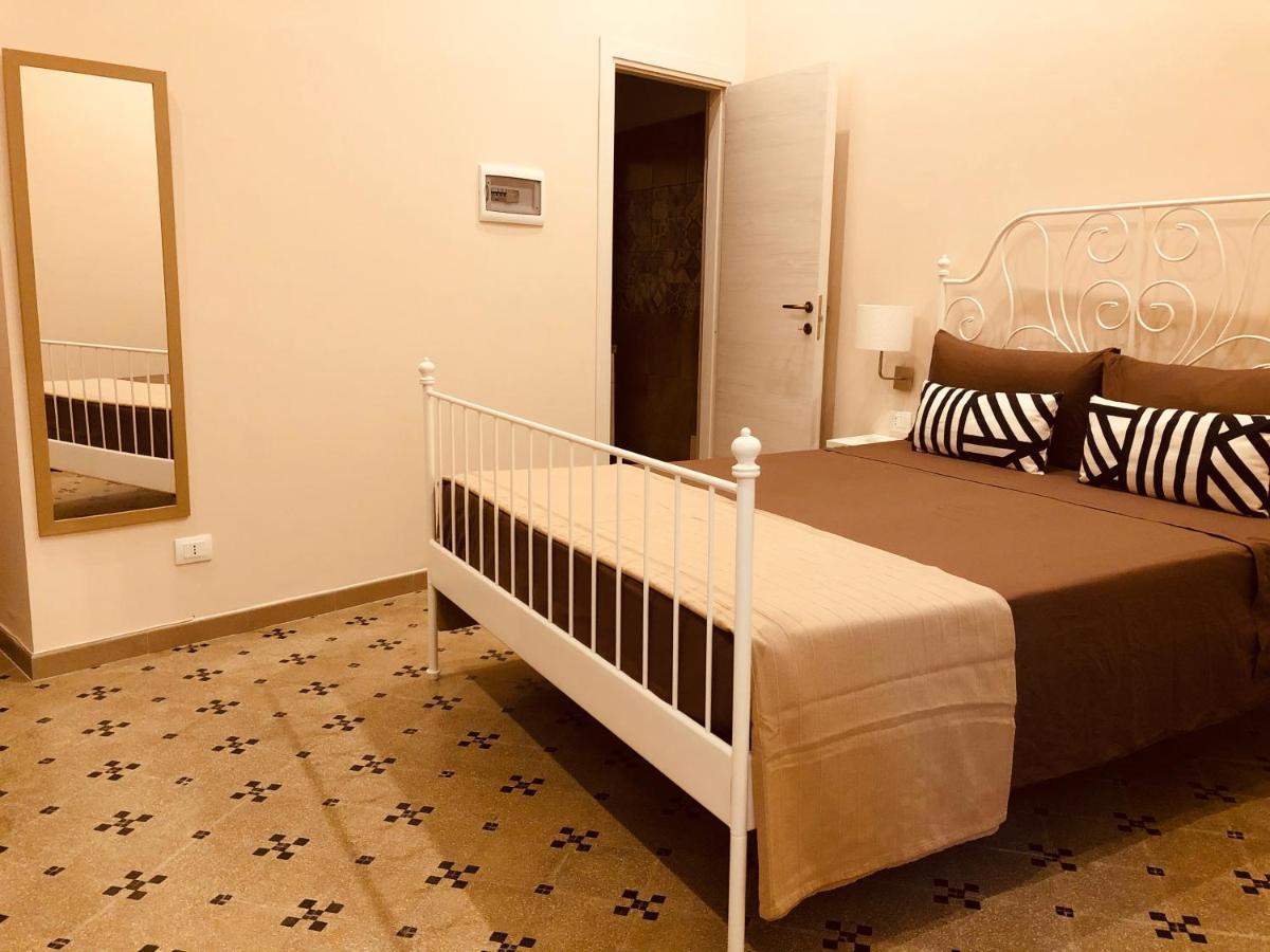 B&B Meliora Rooms Авола Екстер'єр фото