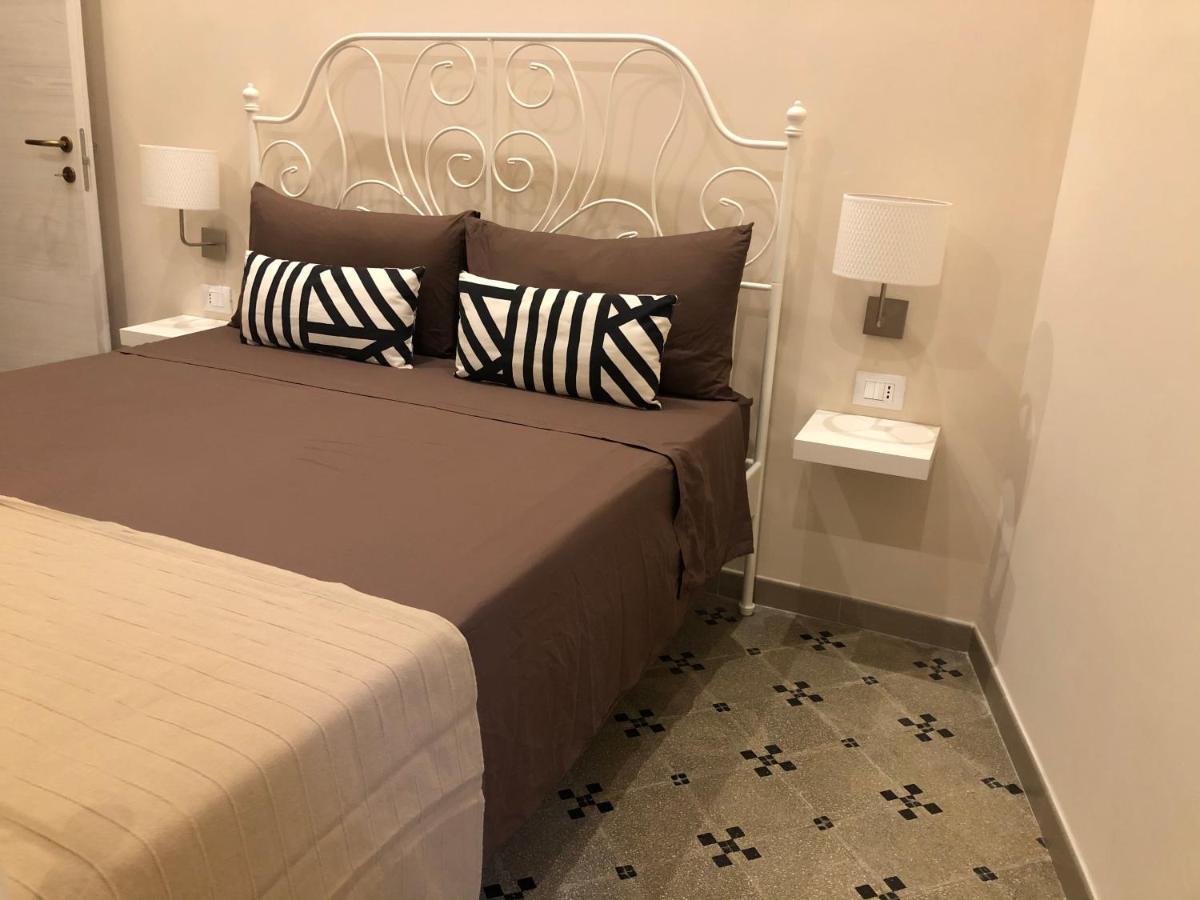 B&B Meliora Rooms Авола Екстер'єр фото